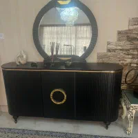 آینه کنسول مشکی طلایی  و میز تلویزیون نو و سالم