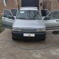 پراید نقره‌ای