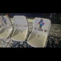 صندلی غذا خوری در حد نو