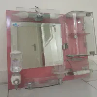 آینه سرویس بهداشتی