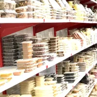 فروش یکجا اجناس هایپرعطاری و گیاهان دارویی درمراغه