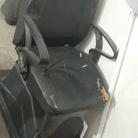 چند تیکه وسایل ارایشگاه