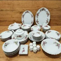 ظروف گل سرخی وقدیمی