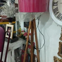 آباژور|چراغ خواب و آباژور|تهران, آبشار تهران (دریاچه)|دیوار