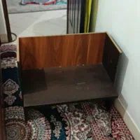 تخت کنار مادر