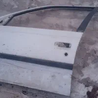 در ماشین و جعبه و گلگیر