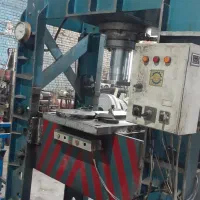 پرس هیدرولیک 200تن و گیوتین 2میل|ماشین‌آلات صنعتی|اصفهان, حصه جنوبی|دیوار