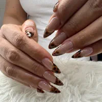 کمکی ،آموزشی، وردست ناخنکار|استخدام درمانی، زیبایی، بهداشتی|مشکیندشت, |دیوار