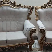 مبل هفت نفره و تخت سنتی با میز جلو