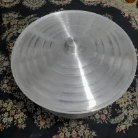 یک عدد دیگ بزرگ|ظروف پخت‌وپز|مسجد سلیمان, |دیوار