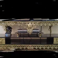 میز تلوزیونی  و ساعت ایستاده برنج اصل
