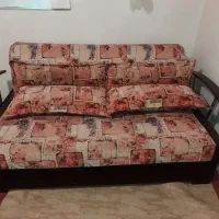 مبل تختخوابشو سالم بدنه فلز محکم|مبلمان خانگی و میز عسلی|لاهیجان, گلستان|دیوار