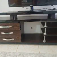 فروش تلویزیون سامسونگ ۳۲ اینچ به همراه میز