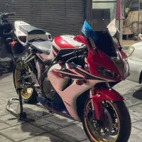 cbr1000