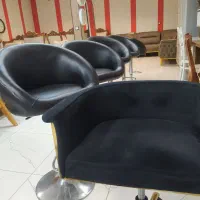 صندلی اپن چرم مشکی در حد نو با تنظیم ارتفاع|صندلی و نیمکت|صحنه, |دیوار