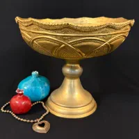 ظرف پذیرایی پایه دار