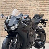 Cbr1000 مدل 2011