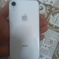 گوشی آیفون xr و سونی اریکسون کلکسیونی