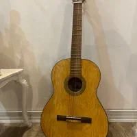 گیتار کلاسیک درحد نو