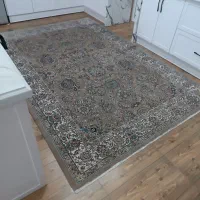 یک جفت فرش 9متری و یک عدد ۶متری