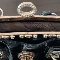 کیف|کیف، کفش، کمربند|نیشابور, هفده شهریور|دیوار