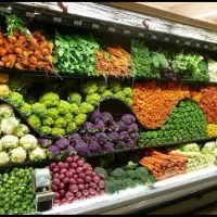 تعدادی نیروی آقا برای کار در میوه فروشی