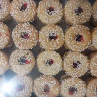 استخدام نیروی بسته بندی شیرینی خانم و آقا