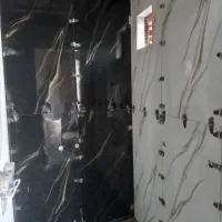 شاگرد کاشی کار