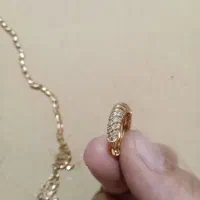 گردنی با گوشواره|جواهرات|نیشابور, گنبد سبز|دیوار