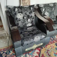 مبل 8نفره در حد نو|مبلمان خانگی و میز عسلی|شیراز, شاهچراغ|دیوار