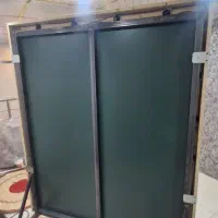 آینه چراغ دار|آینه|قم, باغ شریفی|دیوار