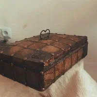 صندوق طلا عتیقه قدیمی  عمر ۳۰۰سال