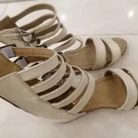 صندل دخترانه