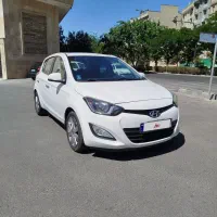 هیوندای i20
