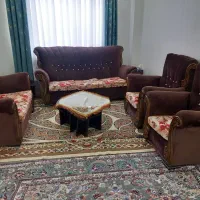 مبل کارکرده ولی کاملا سالم هست