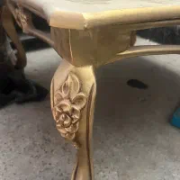 میز با دو عدد عسلی طلایی