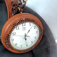 ساعت دو طرفه