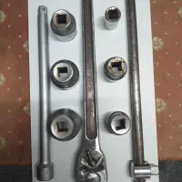 تعداد۳ عد آچار بکس