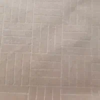 موکت طرح آجری در حد نو(شسته شده)