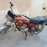 موتور سیکلت مدل 82