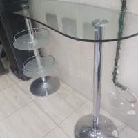 میز بارشیشه ای