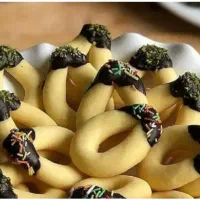 استاد کار نونپز در کارگاه قنادی نیازمندیم