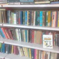 مجموعه کتابخانه قدیمی جلدی هفتادوپنج هزارتومان|کتاب و مجله ادبی|تهران, تهرانسر مرکزی|دیوار