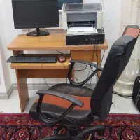 میز کامپیوتر و صندلی کامپیوتر
