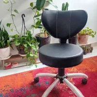 صندلی و میز کاشت ناخن|آرایشگاه و سالنهای زیبایی|اسلامشهر, شهرک واوان|دیوار