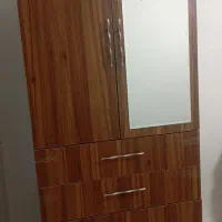 کمد آینه دار