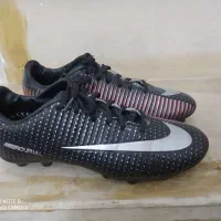 کفش فوتبال استوک