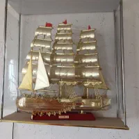 فروش تعدادی وسایل|بوفه، ویترین، کنسول|صدرا-فارس, فاز ۱|دیوار