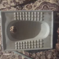سنگ توالت نو بدون استفاده