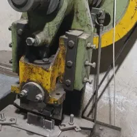 پرس ۱۲ تن متغییر|ماشین‌آلات صنعتی|کرج, کمال‌شهر|دیوار